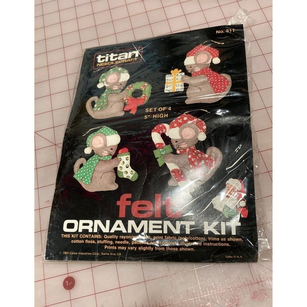 Vintage Titan felt kit 311‎ G1
